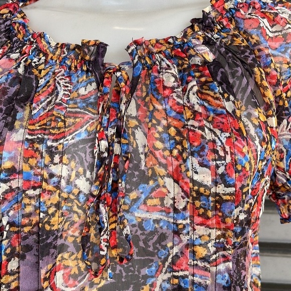 Outback Red Top Size XS - Picture 6 of 9